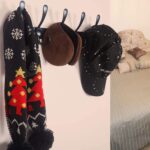 Mumoo Bear Coat Rack Wall Mounted - 5 Tri Hooks, Heavy Duty, Stainless Steel, Metal Coat Hook Rail For Coat Hat Towel Purse Robes Mudroom Bathroom Entryway,Black - Image 5